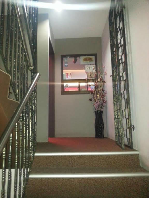 东方酒店 古晋 外观 照片